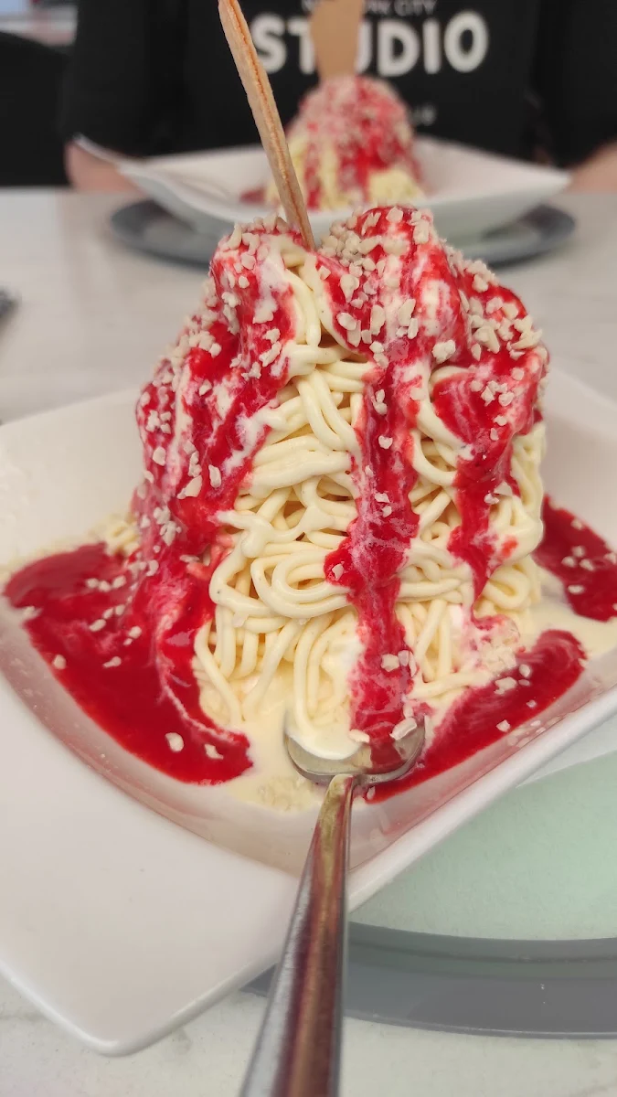 Spaghetti Eis