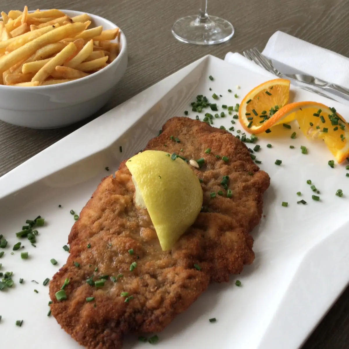 Cordon Bleu Mit Pommes