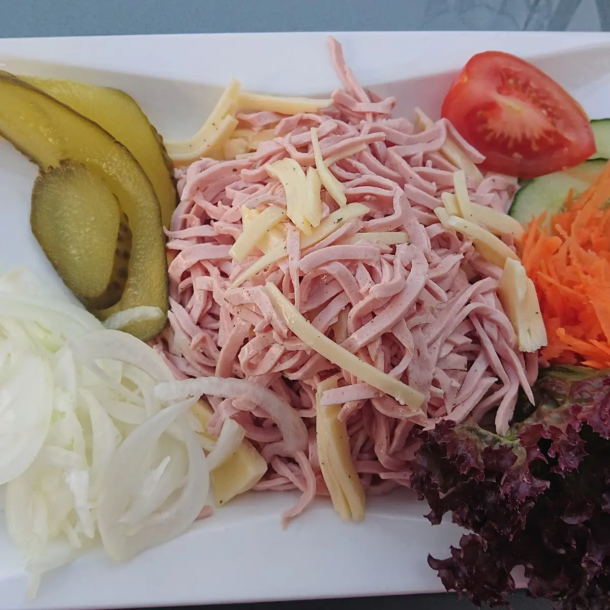 Schweizer Wurstsalat