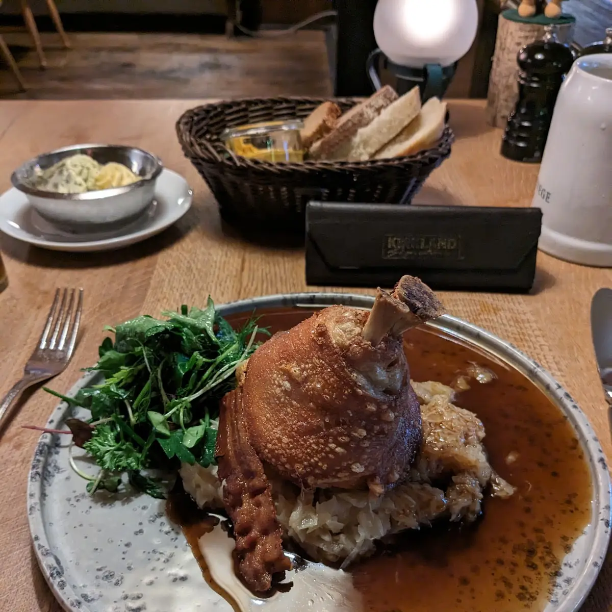 Schweinshaxe