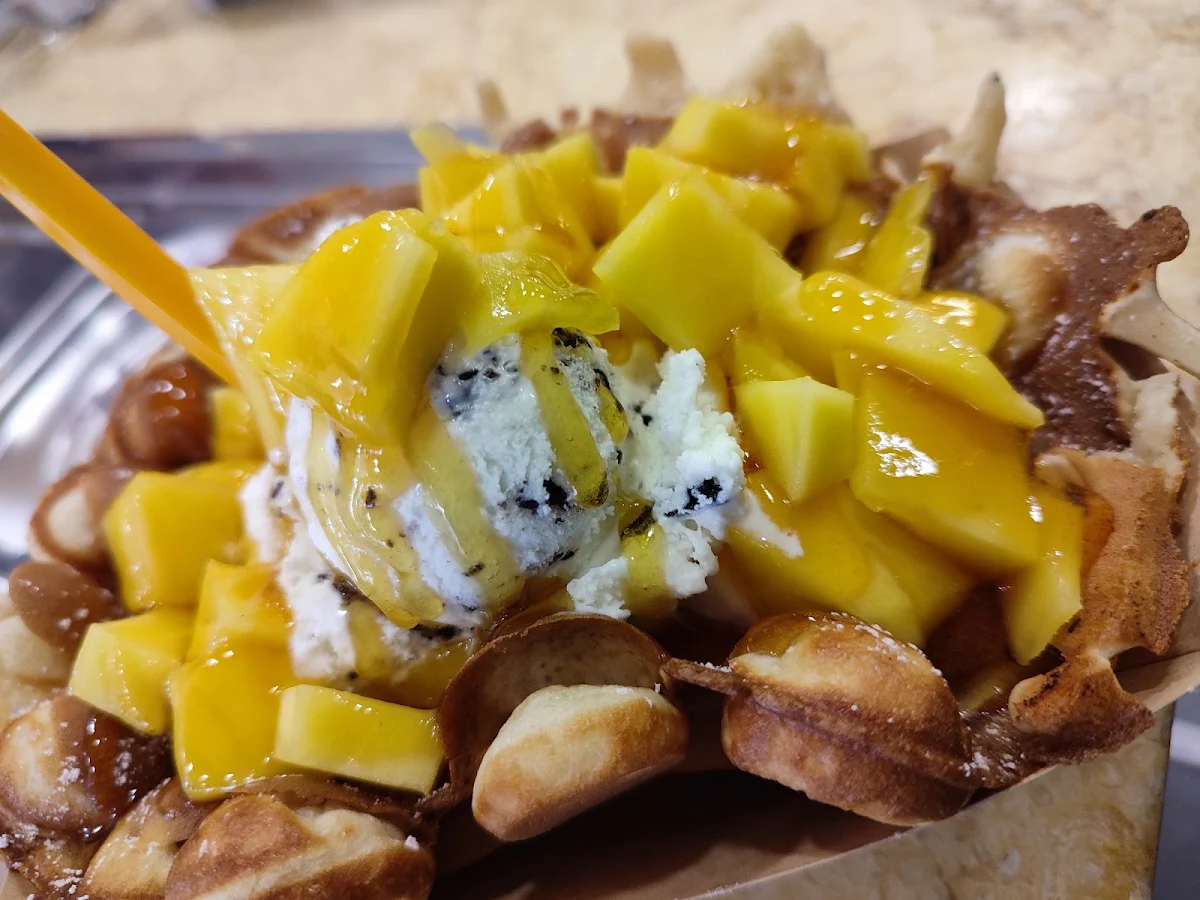 Bubbles Waffle Mango