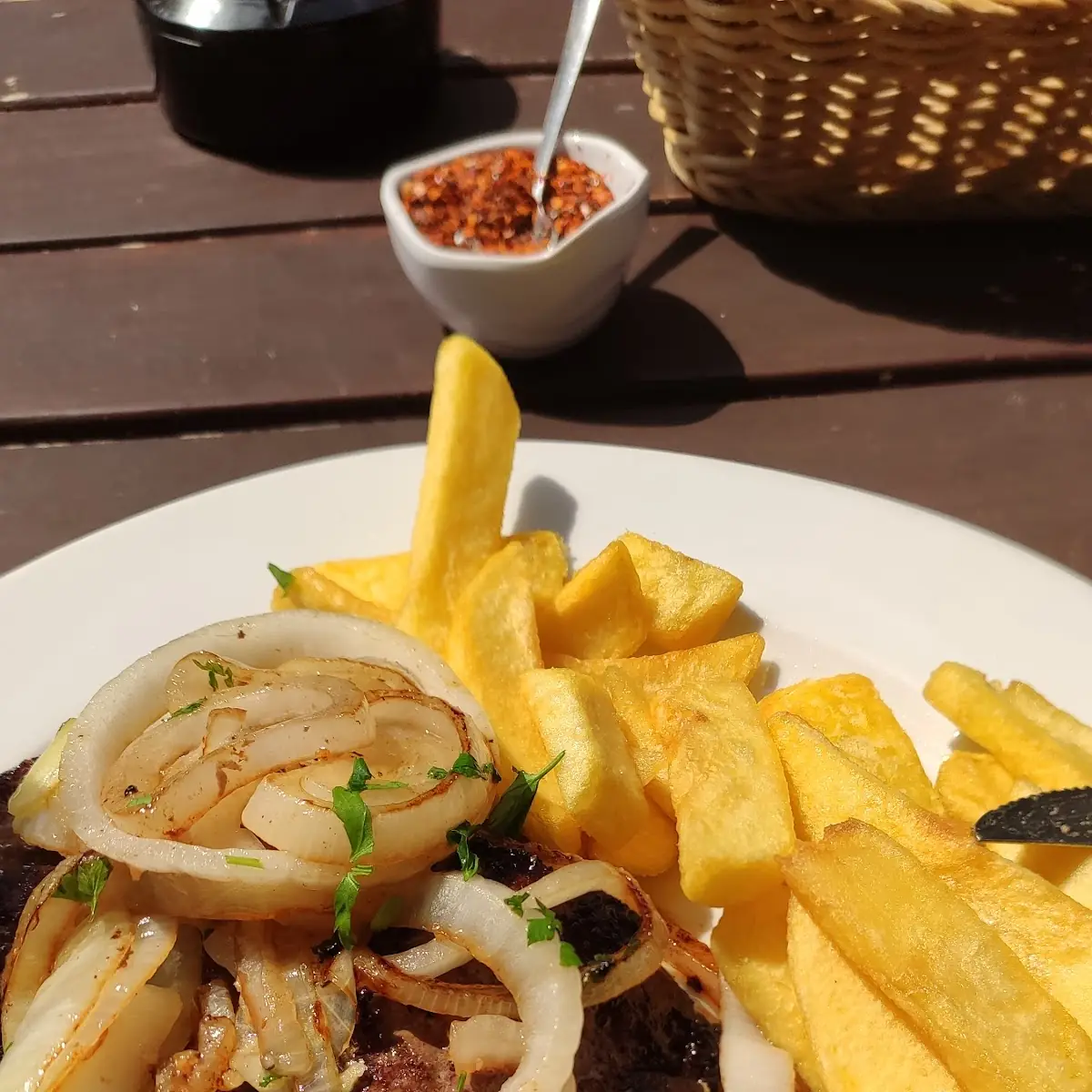 Leber, Café & Bistro Anvers / Aachen