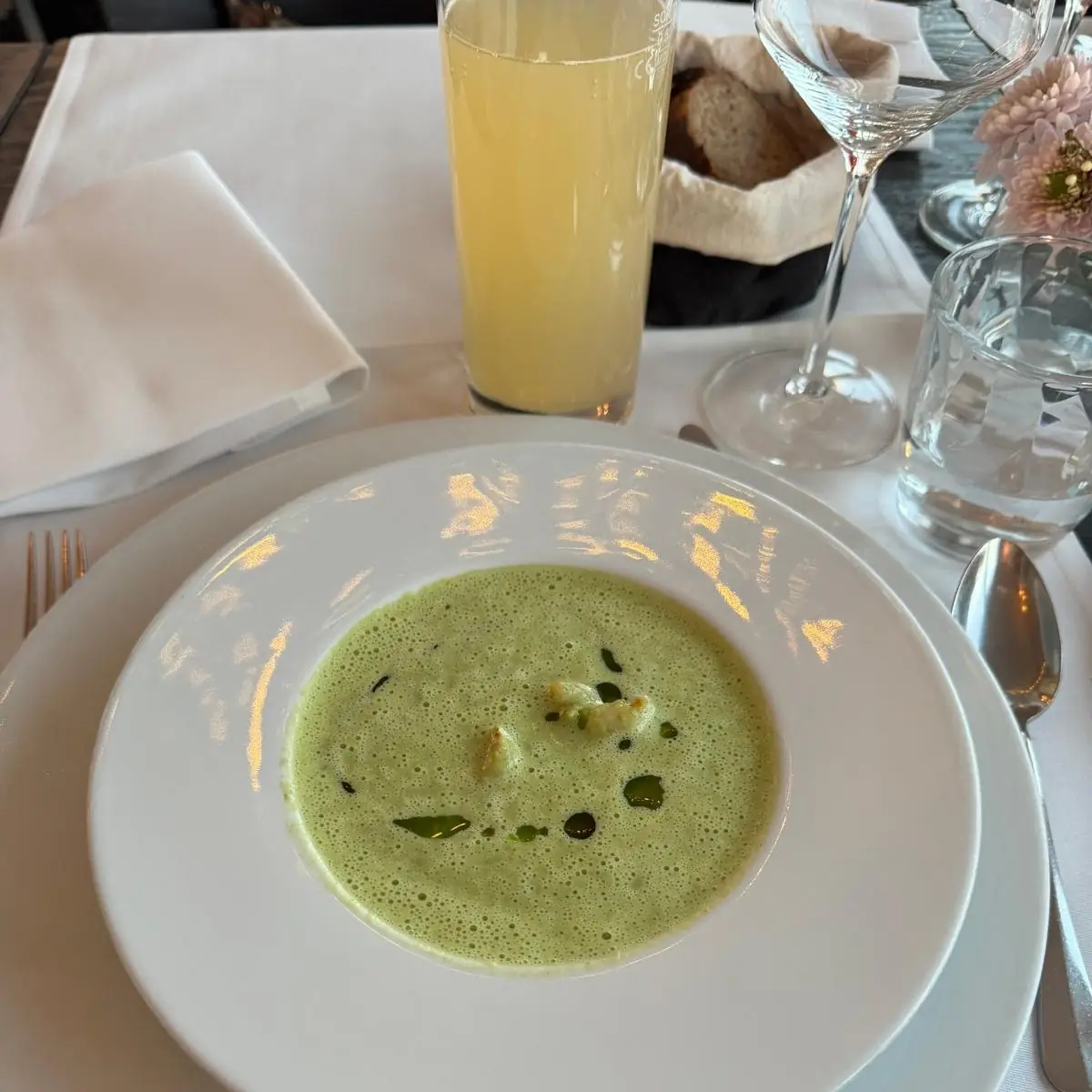 Spargelsuppe