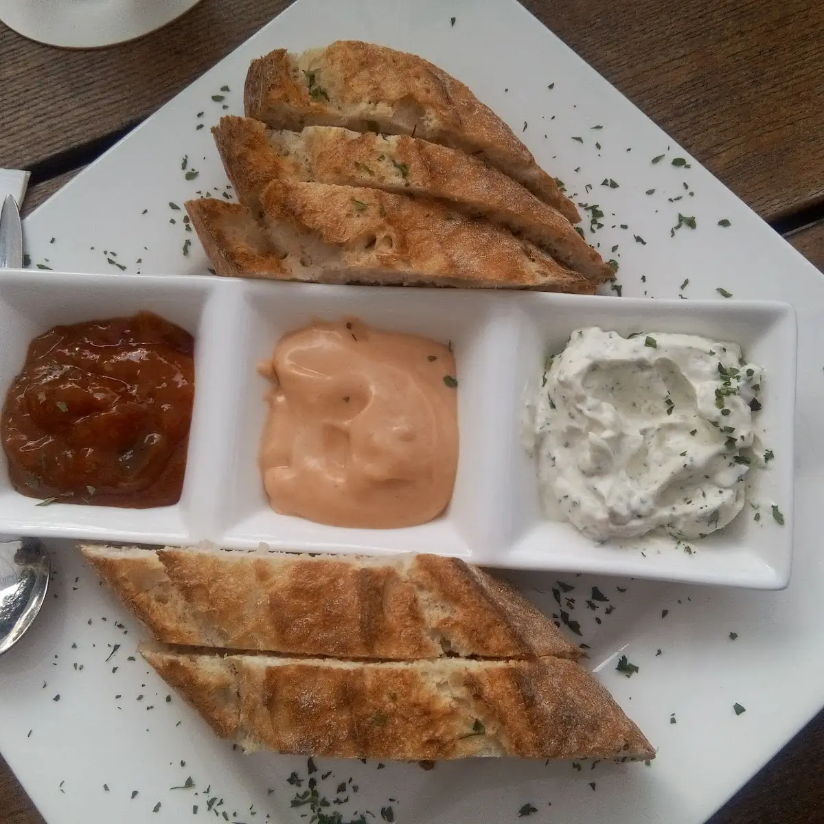 Brotkorb Mit Dips, Bocholter Strandcafe