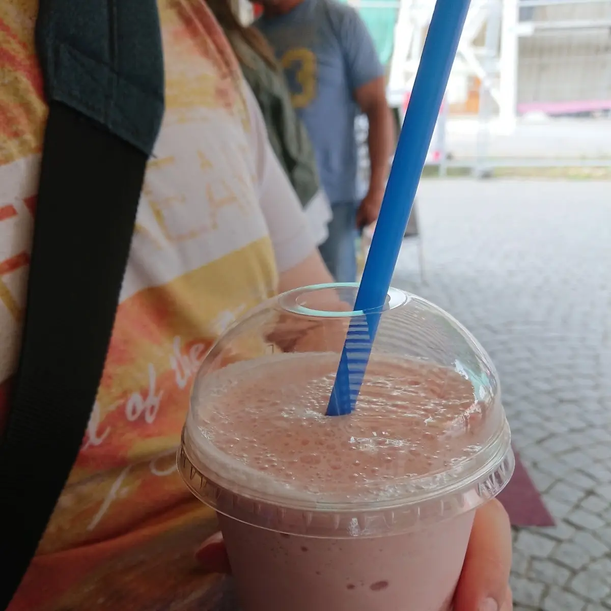 Shakes