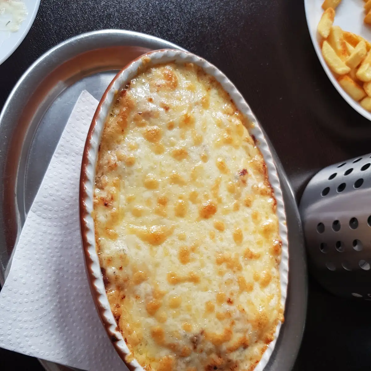 Überbacken Dönerfleisch
