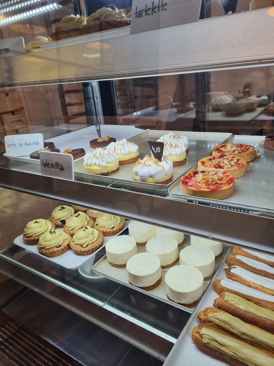 Chocolate Eclair