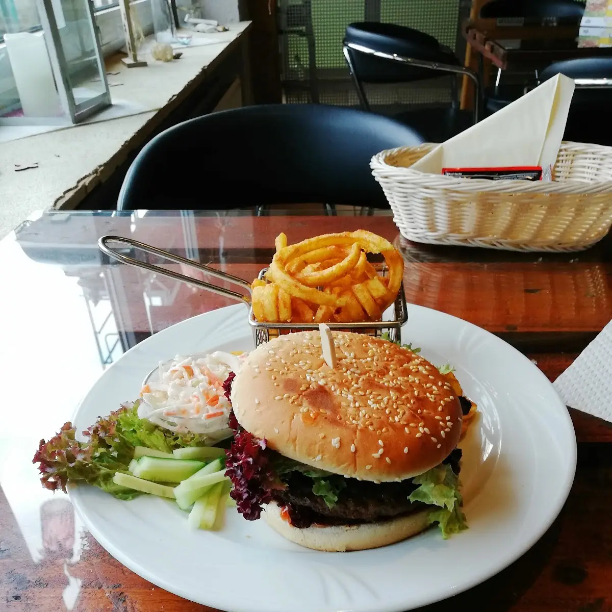 Hamburgermenü