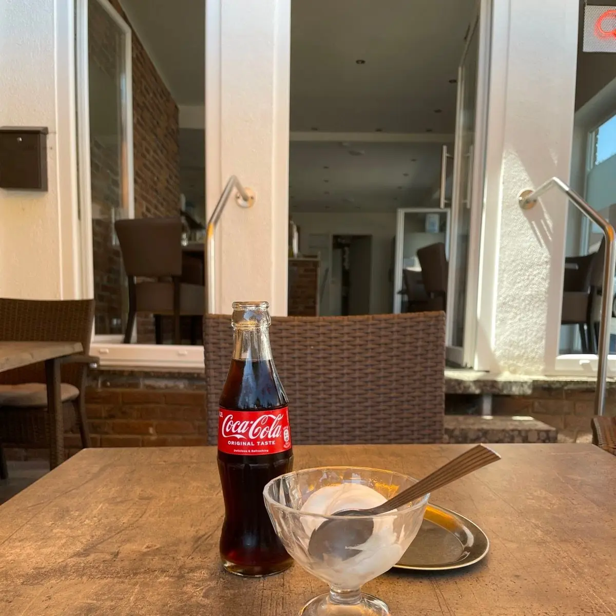 Cola