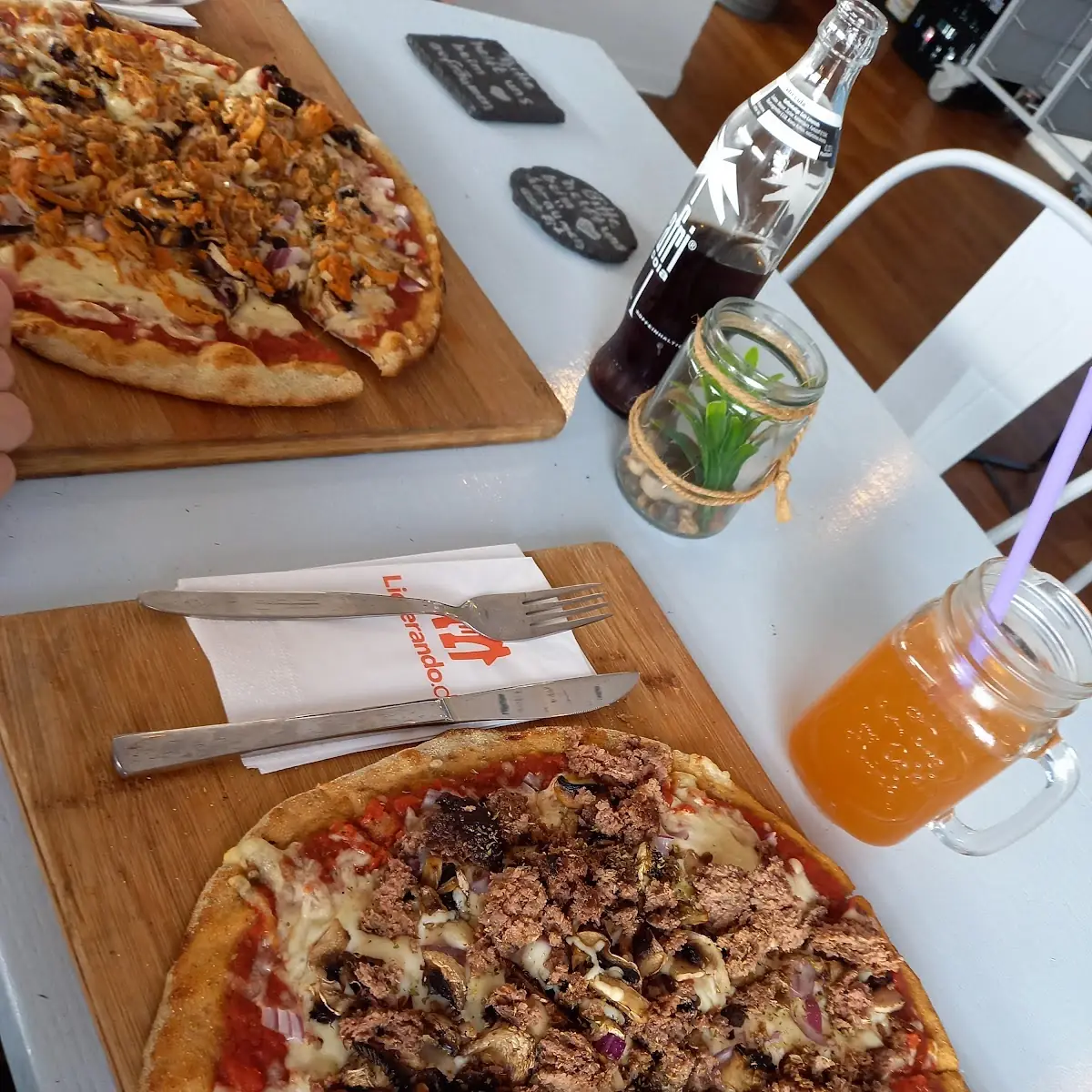 Hackfleisch Pizza