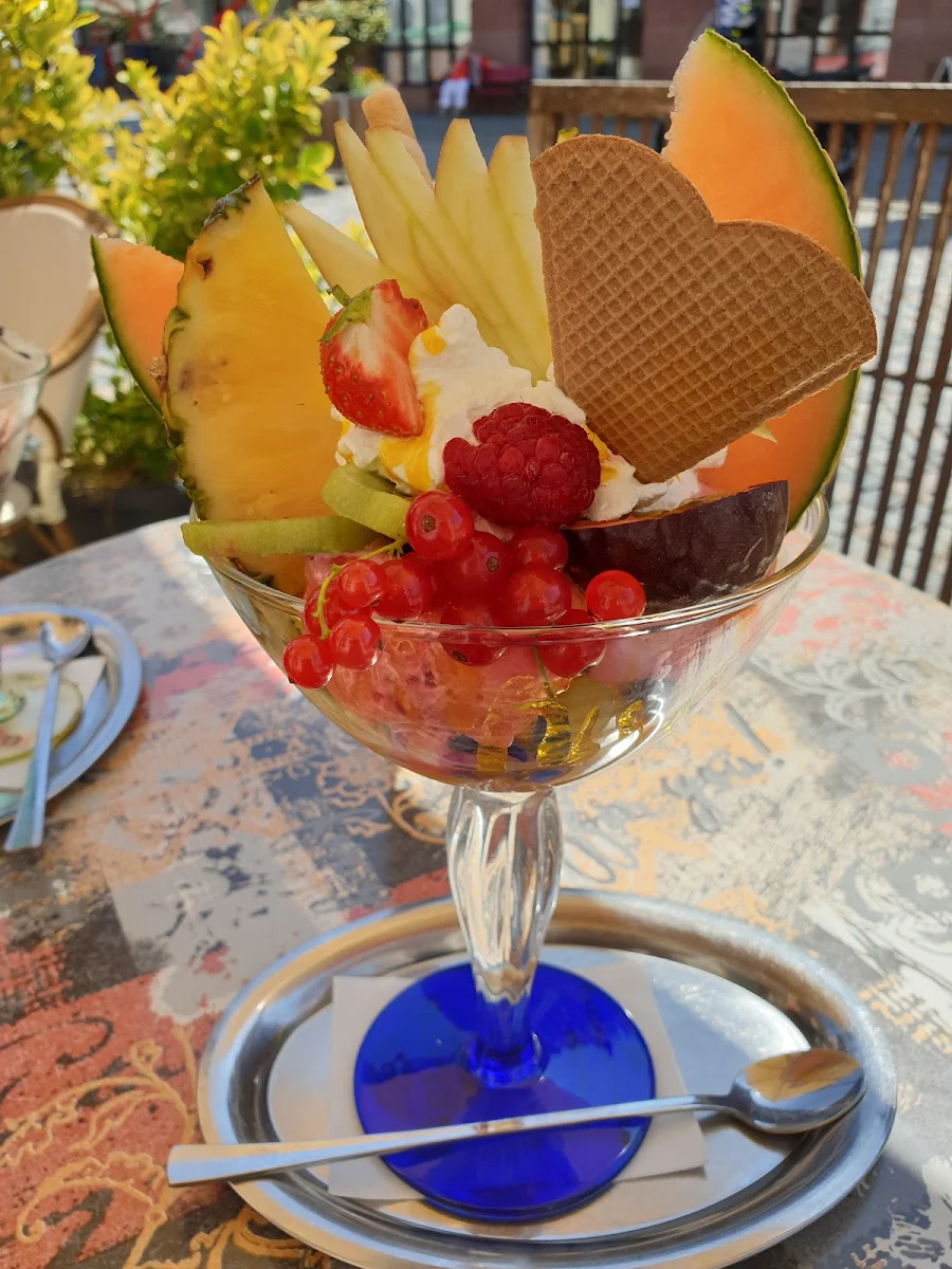 Hausbecher