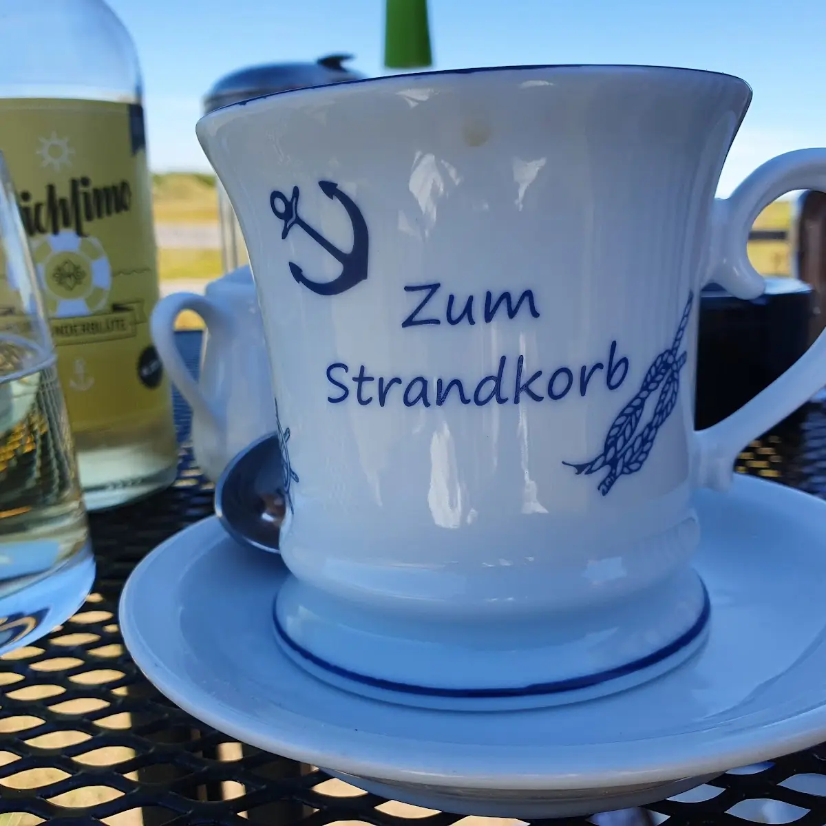 Pott Kaffee, Café "Zum Strandkorb"