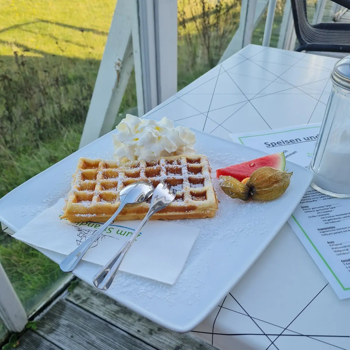 Waffel Mit Eis, Café "Zum Strandkorb"