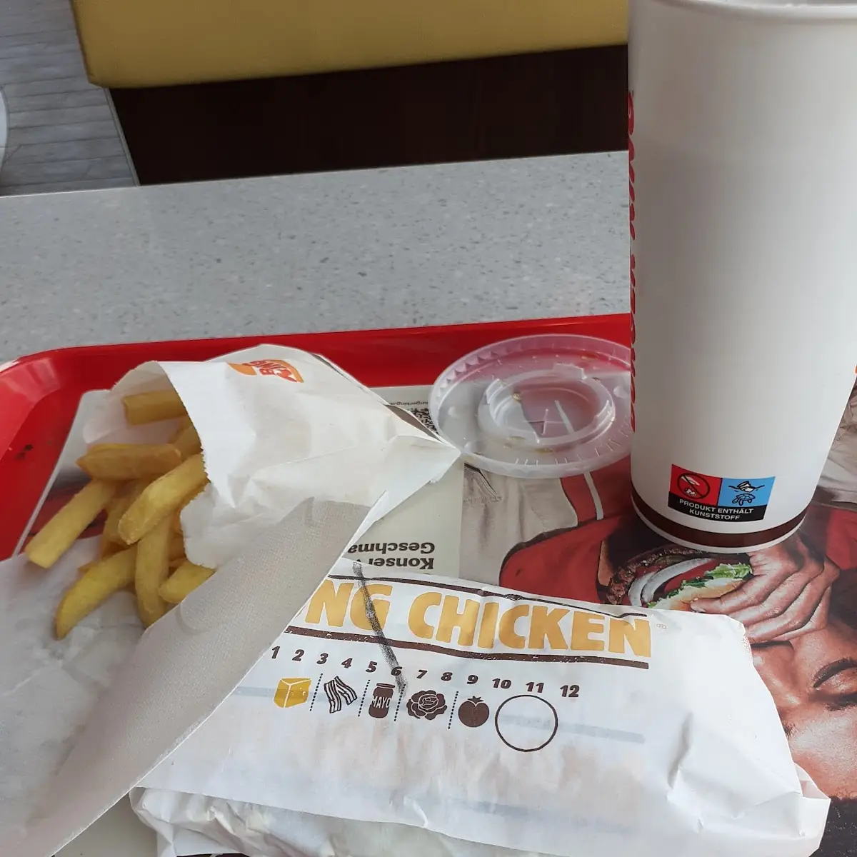 Currywurst Pommes