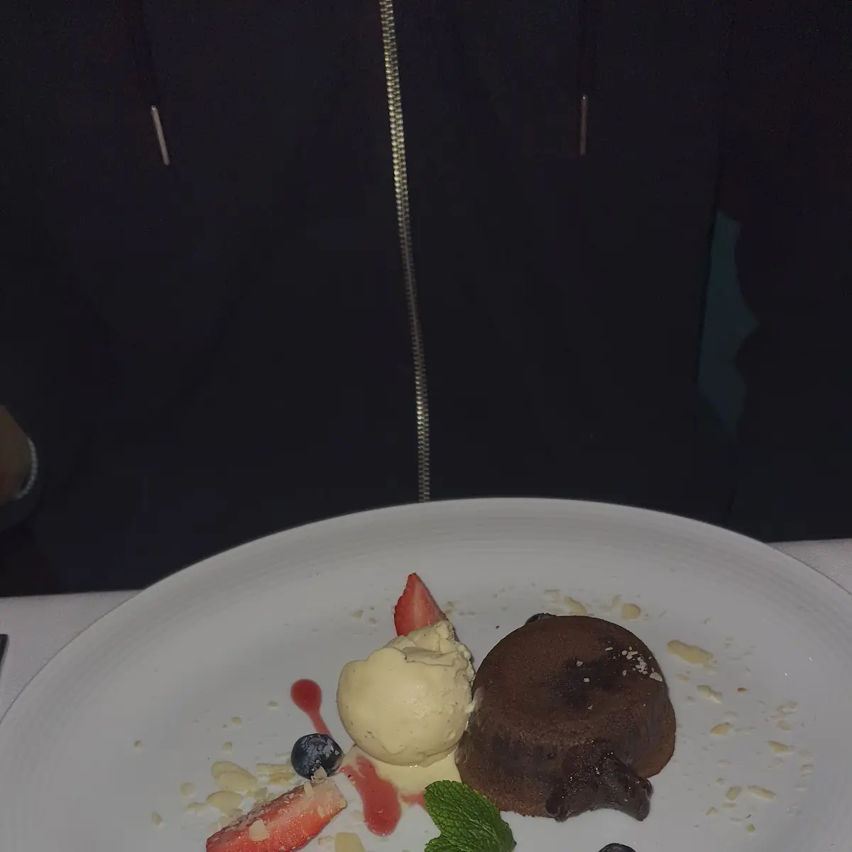 Schokosoufflee Mit Eis, Emporio Italiano