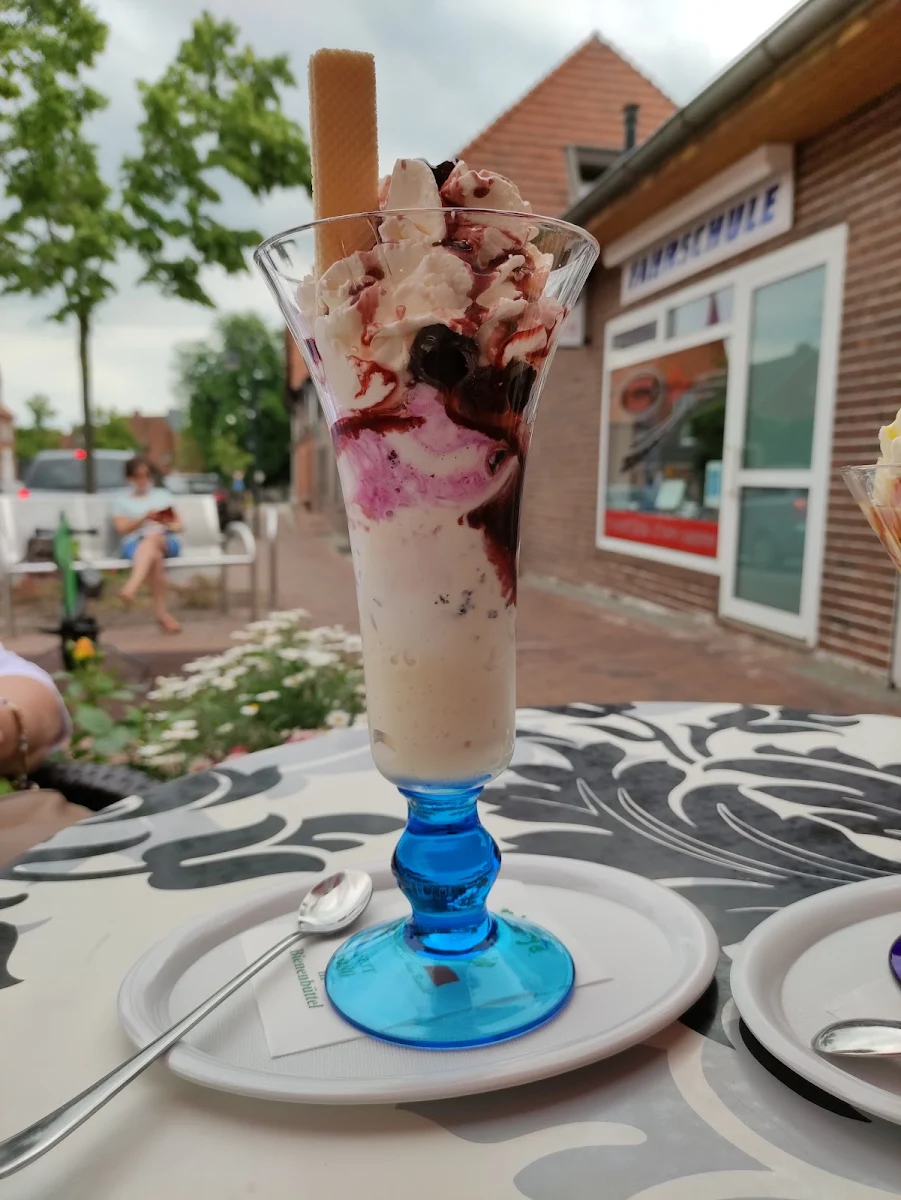 Früchte Becher