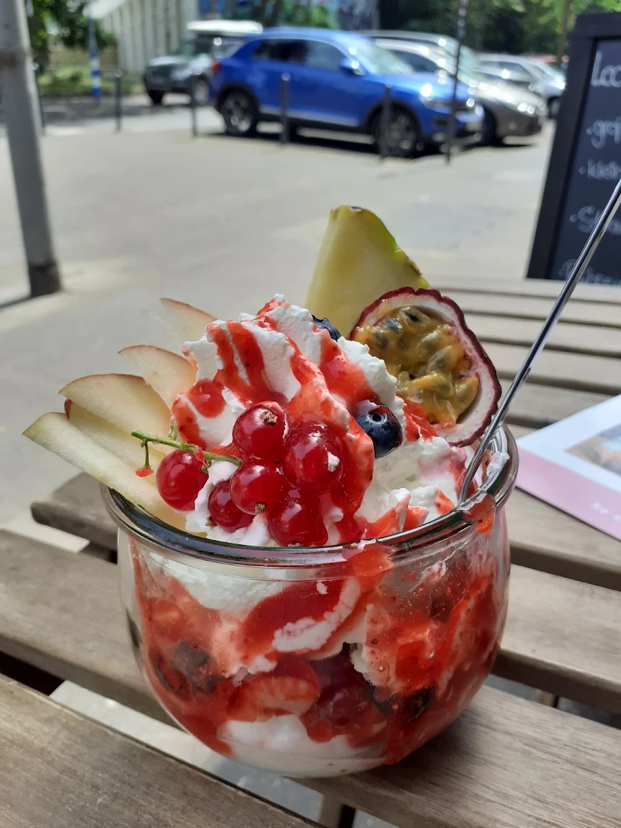 Früchtebecher