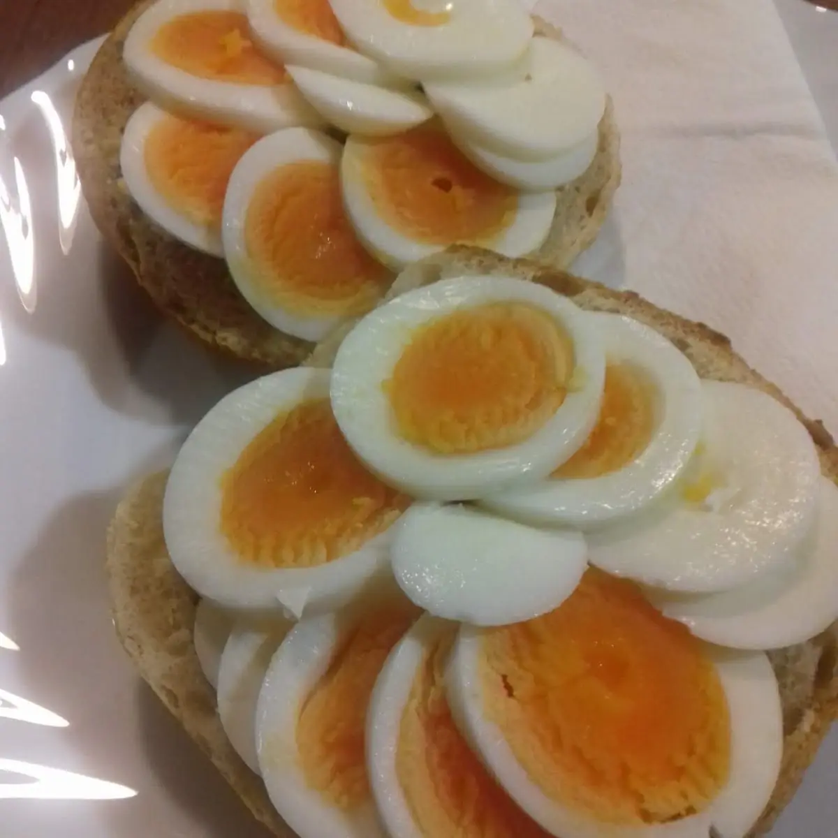 Eibrötchen