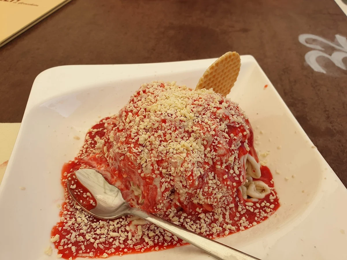 Spaghetti Eis