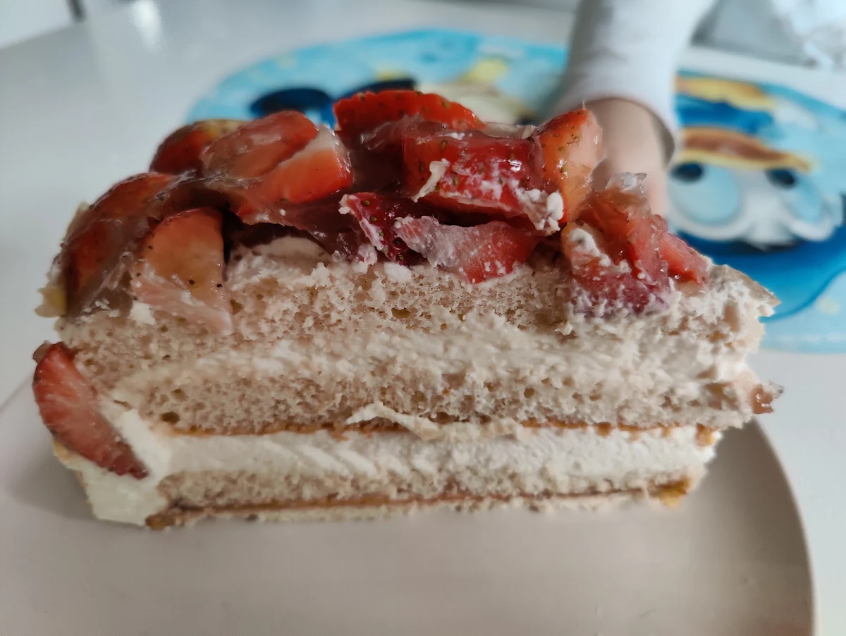 Erdbeercremetorte