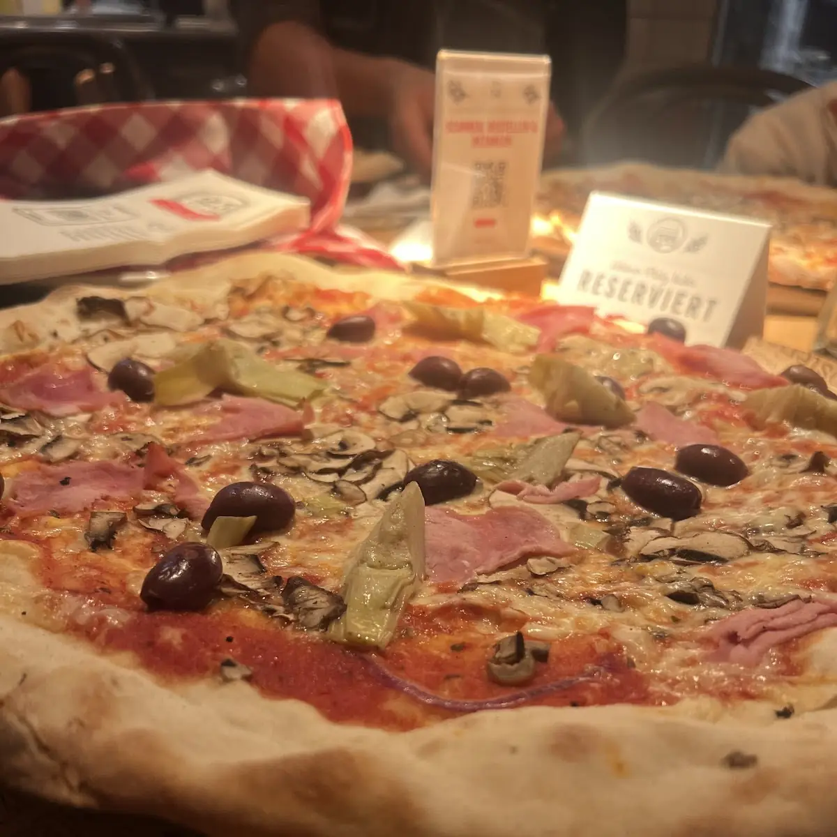 Pizza Capricciosa