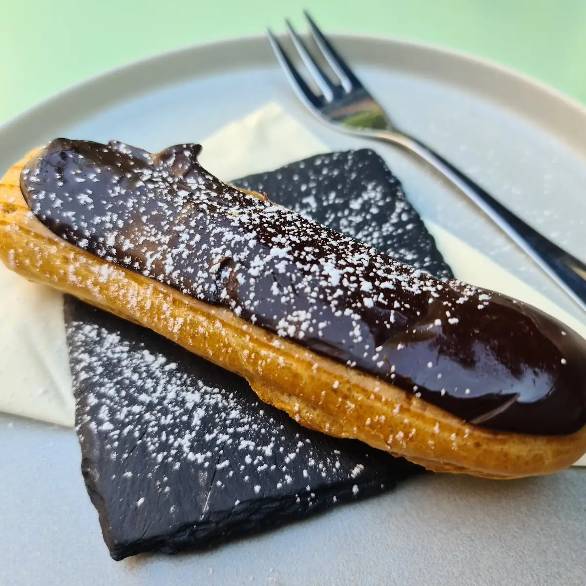 Chocolate Eclair