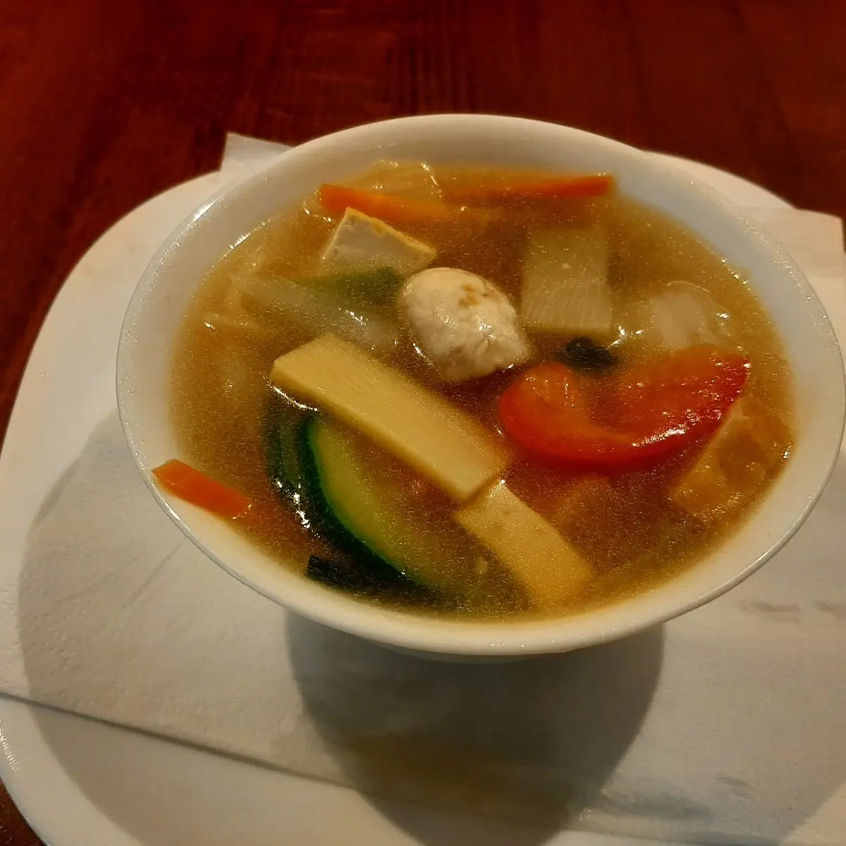 Gemüsesuppe Mit Tofu