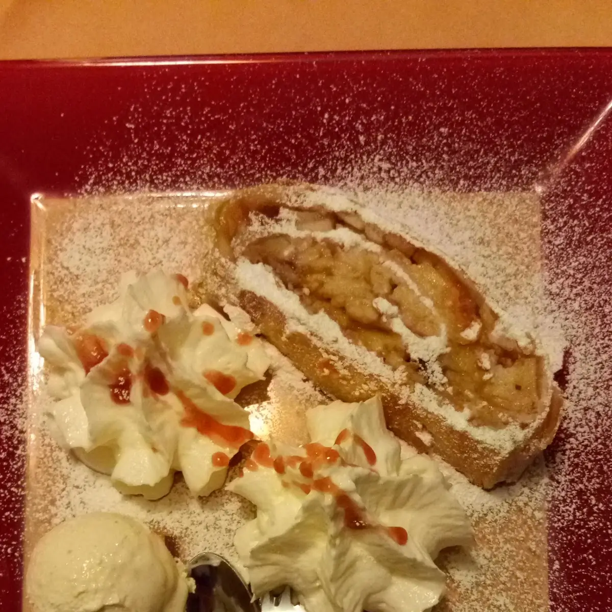 Apfelstrudel
