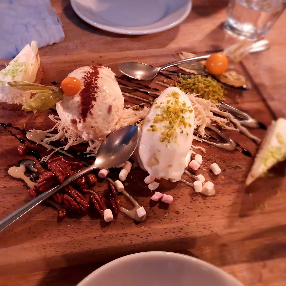 Knafeh Dessert