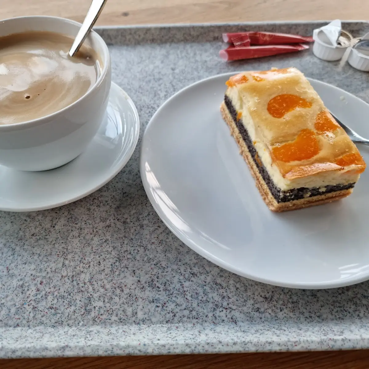 Kaffee Und Kuchen, Landbäckerei IHLE GmbH & Co. KG