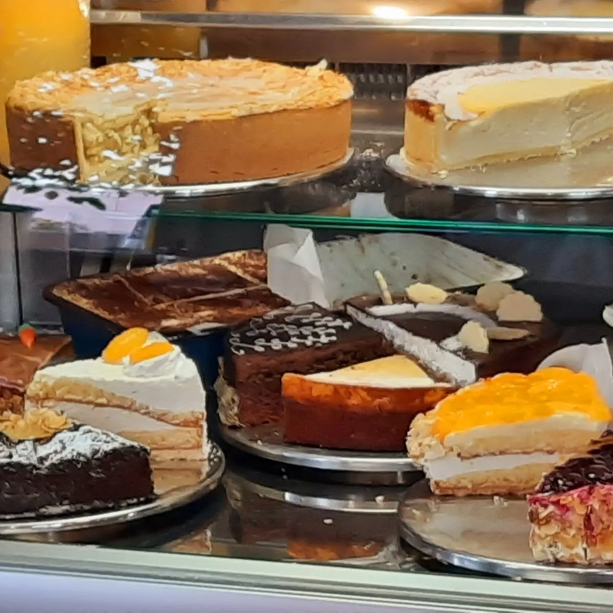 Cakes