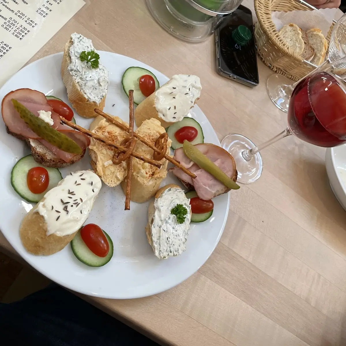 Highlights, Der Weinboden