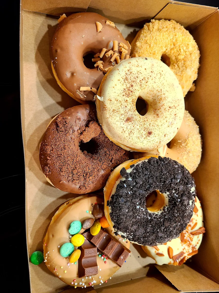 Diverse Donuts