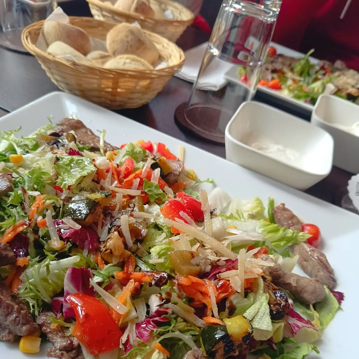 Highlights, La Strada