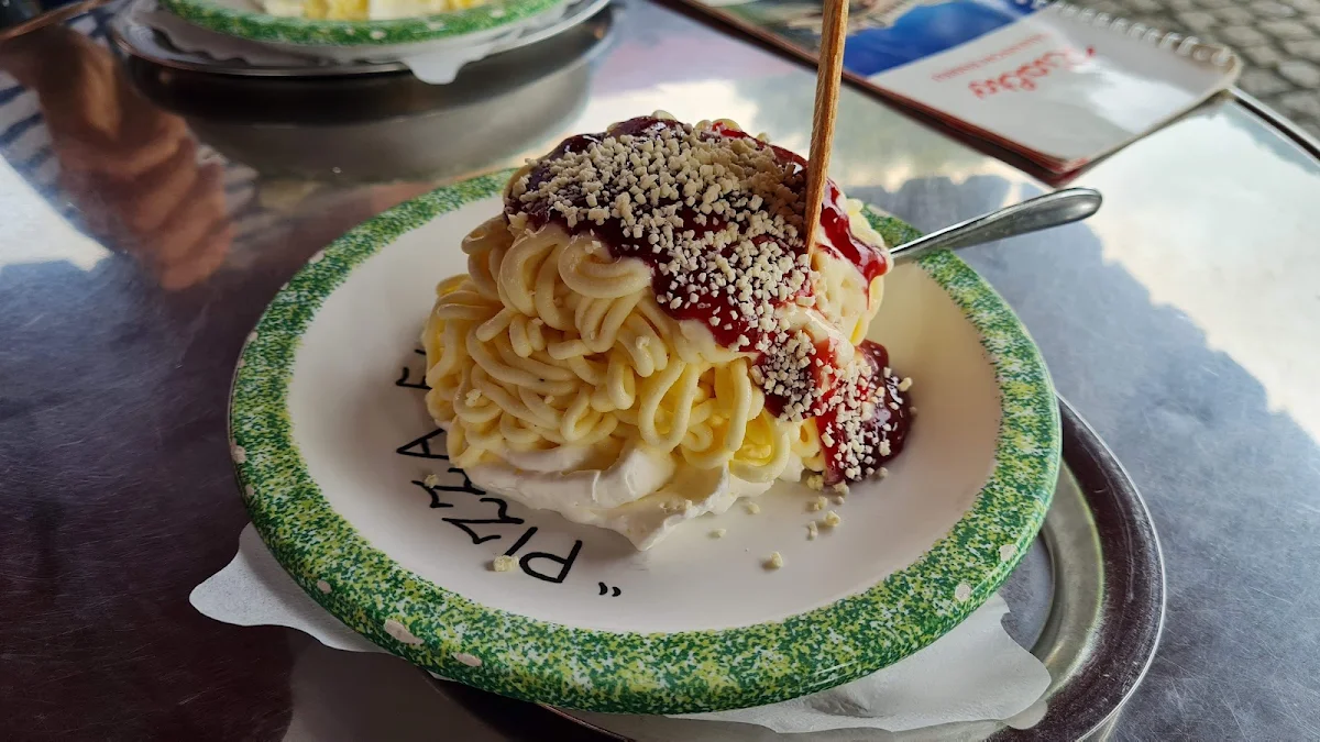 Spaghetti Eis