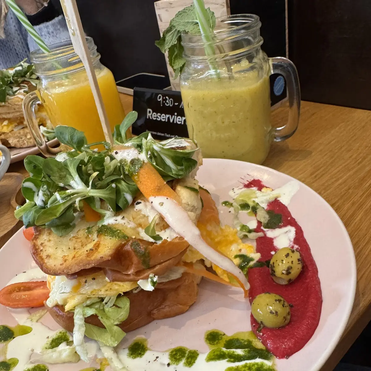 Highlights, Ein Blick Café