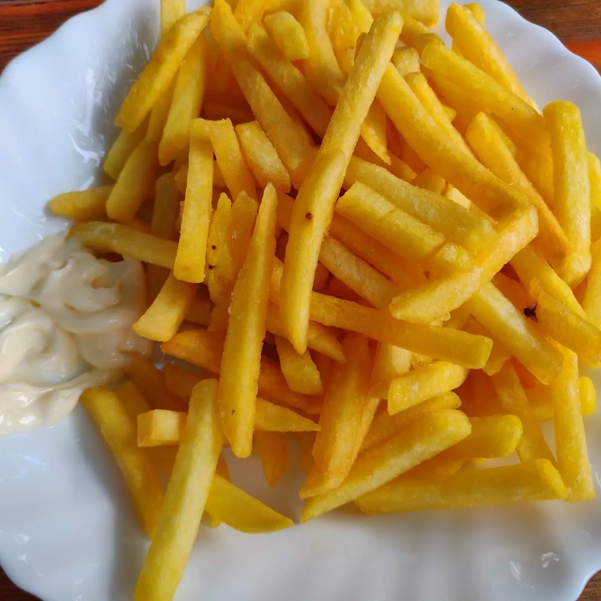 Pommes Mit Mayo