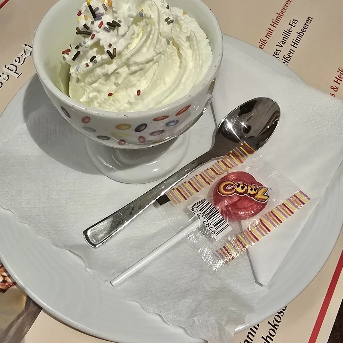 Kinder Eis