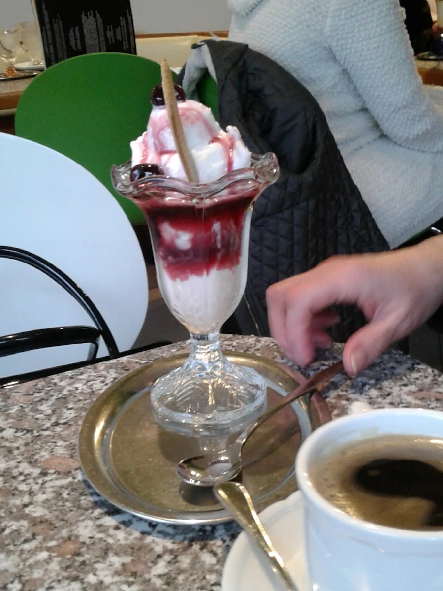 Eiscafe, Eiscafé Dolomiti