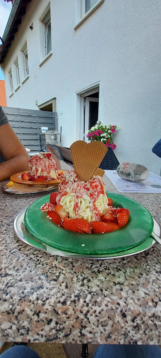 Spaghetti Eis