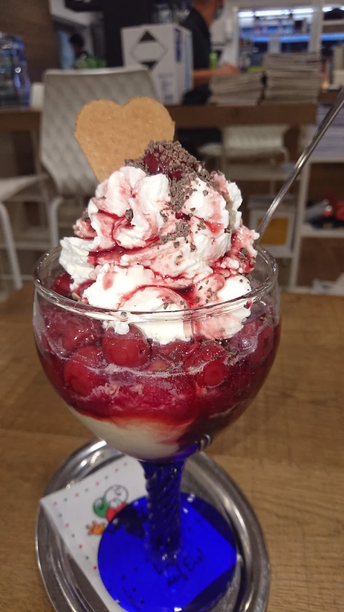Schwarzwaldbecher
