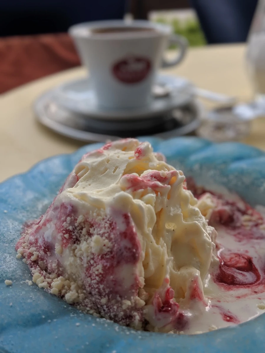 Spaghetti Eis