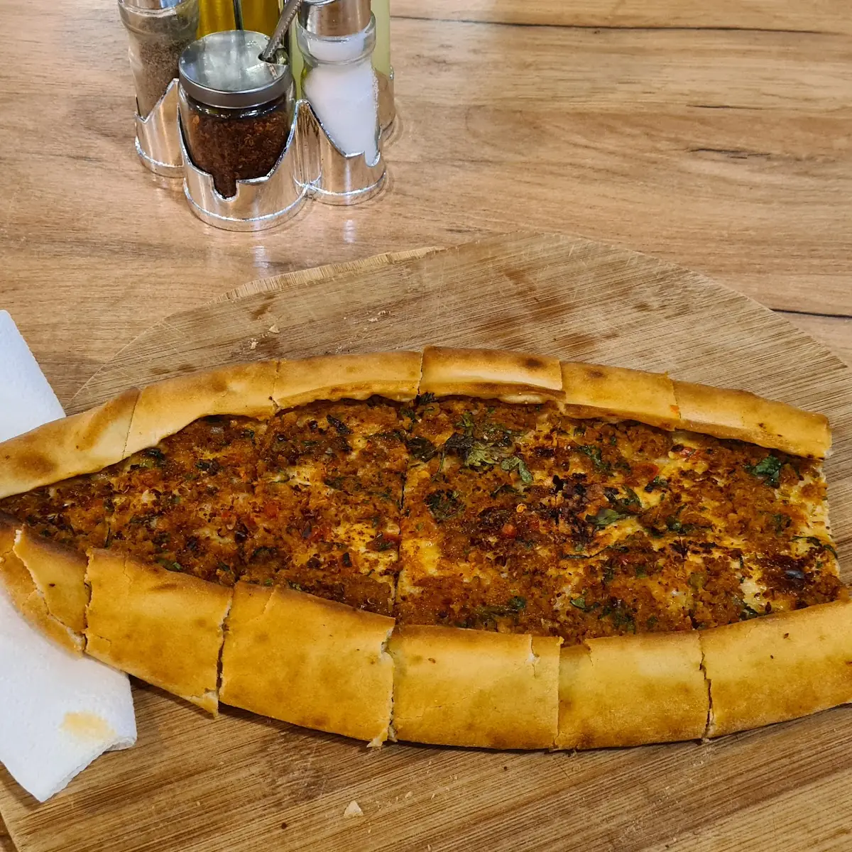 Pide Mit Hackfleisch
