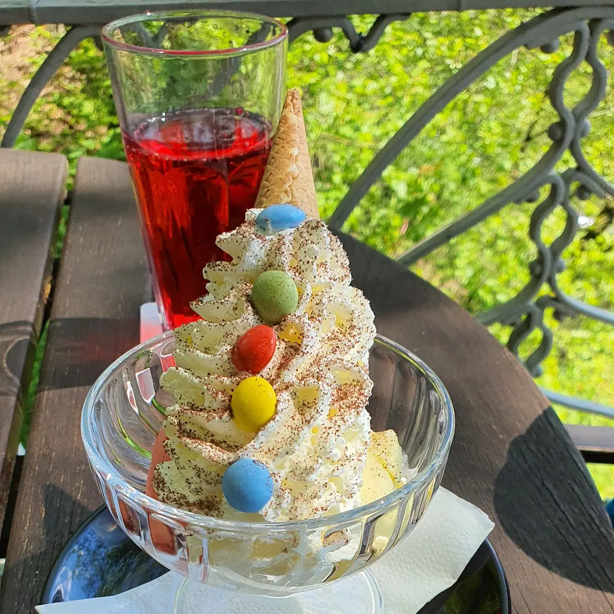 Kindereisbecher