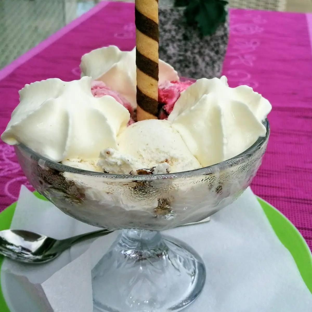 Gemischtes Eis