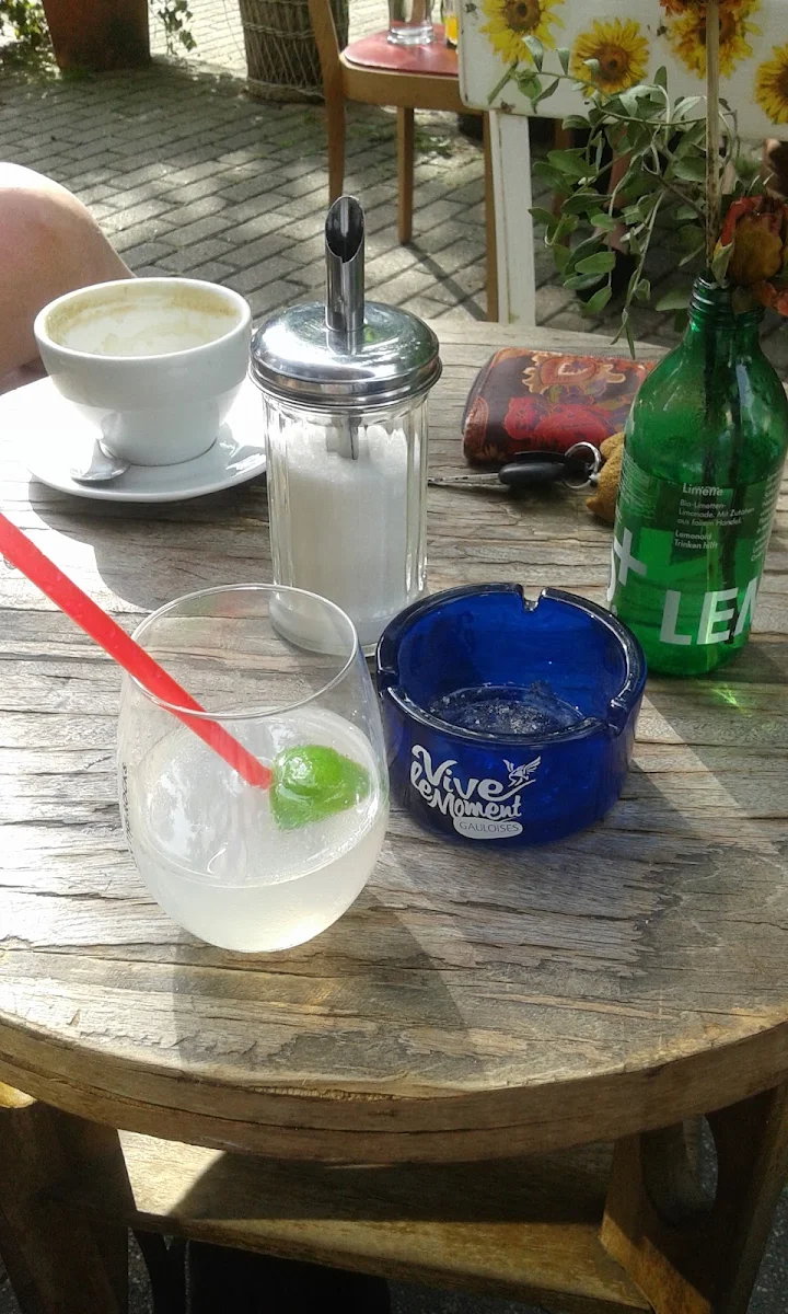 Cafe