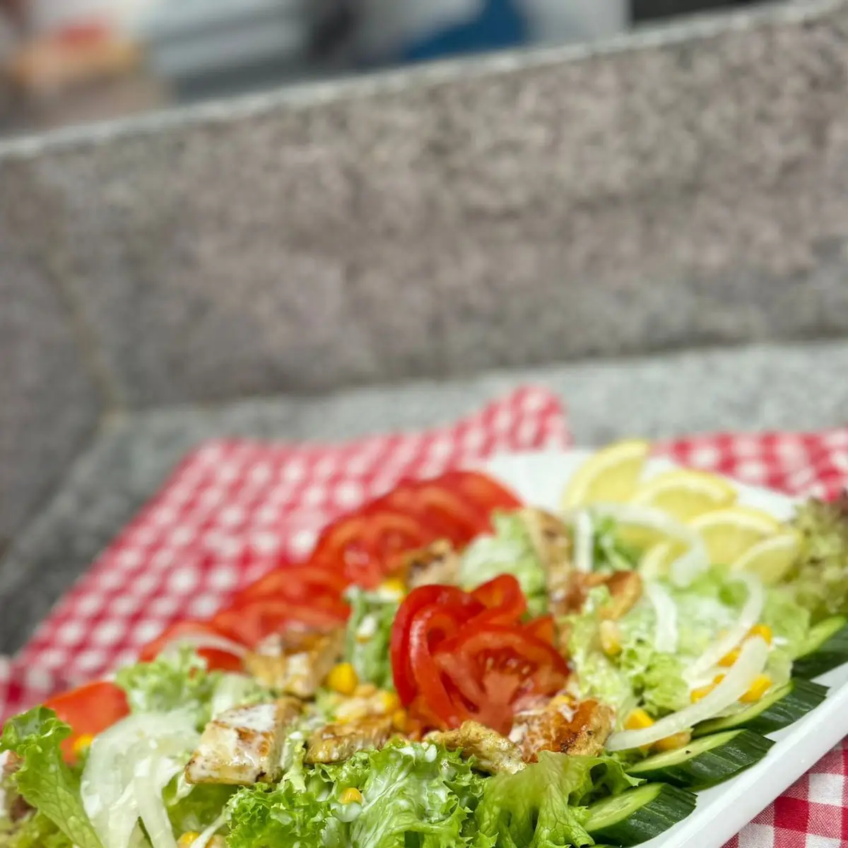 Hähnchen Salat