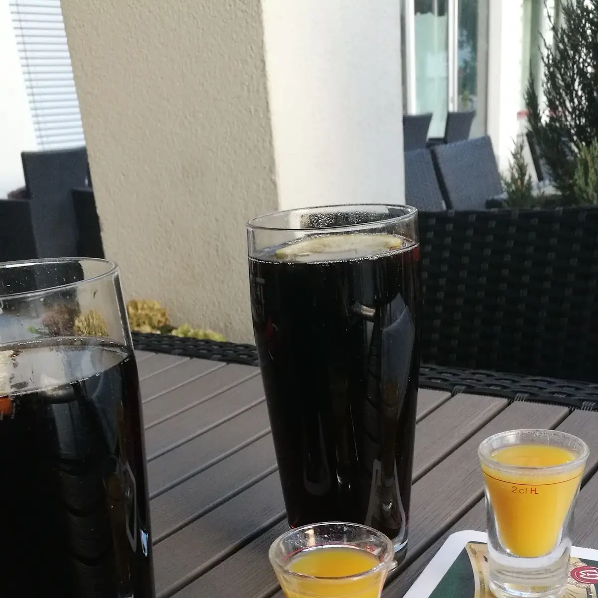 Cola