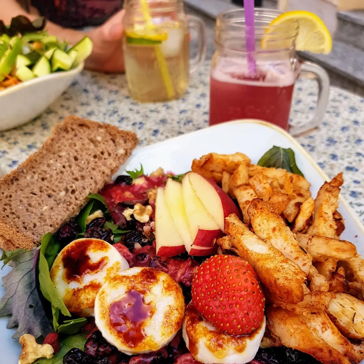Fruchtiger Salat