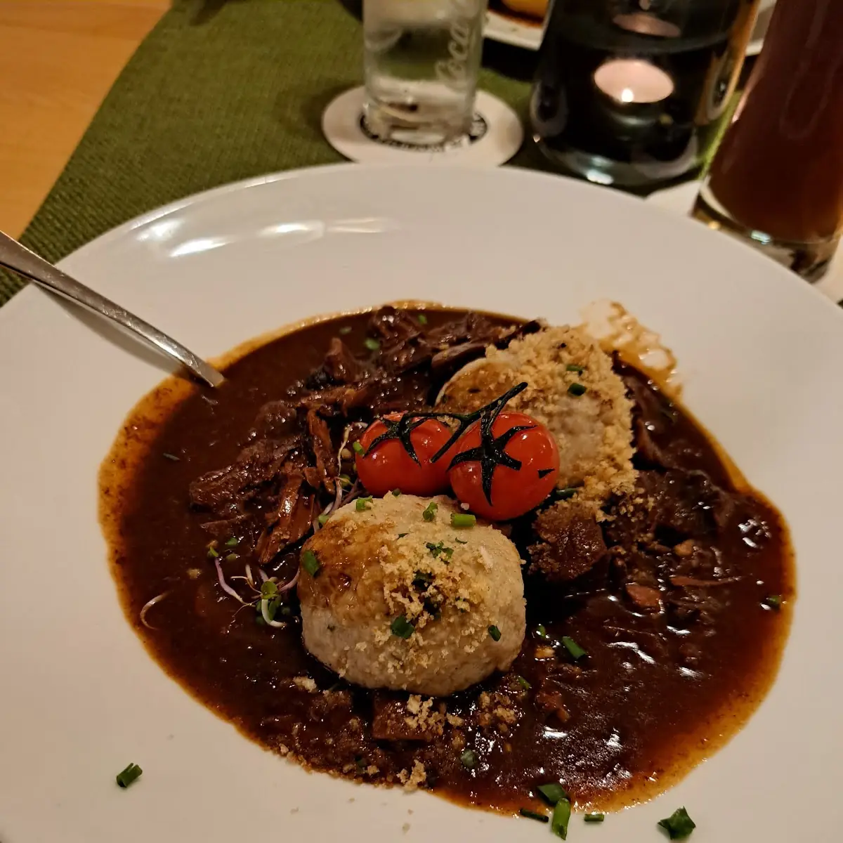 Hirschgulasch